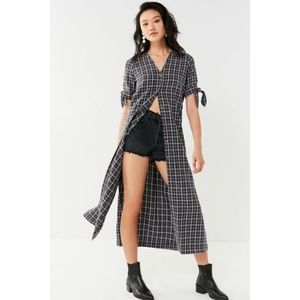 Moon River Women's Boho Plaid Midi Shirt Dress